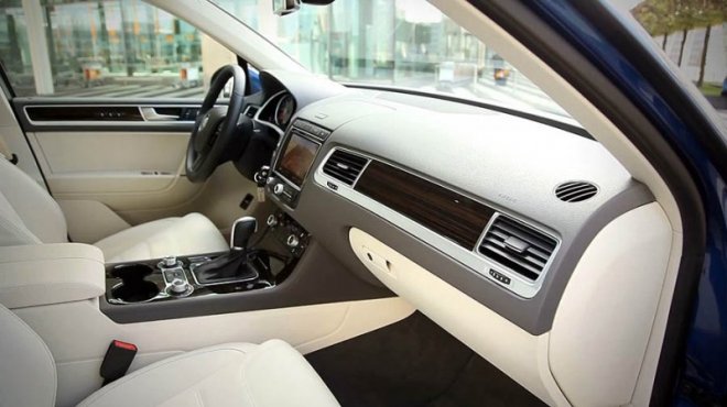 Volkswagen Touareg: новое лицо