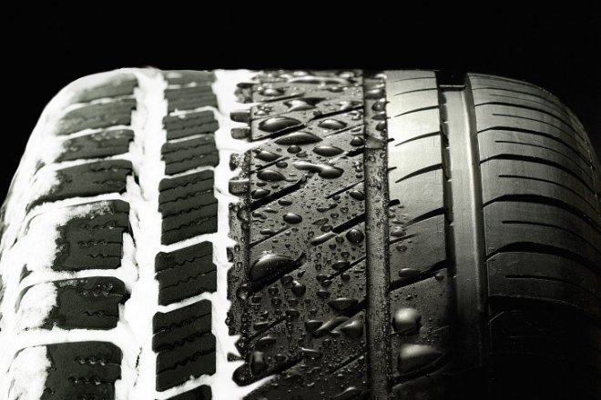 Летняя резина шумит больше зимней, почему?