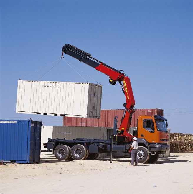 Краны-манипуляторы - применение в строительстве Краны-манипуляторы - применение в строительстве