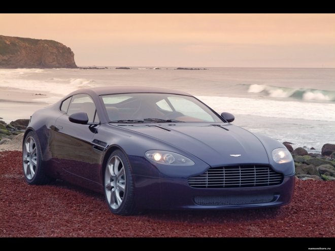 Aston Martin AMV8 Aston Martin AMV8