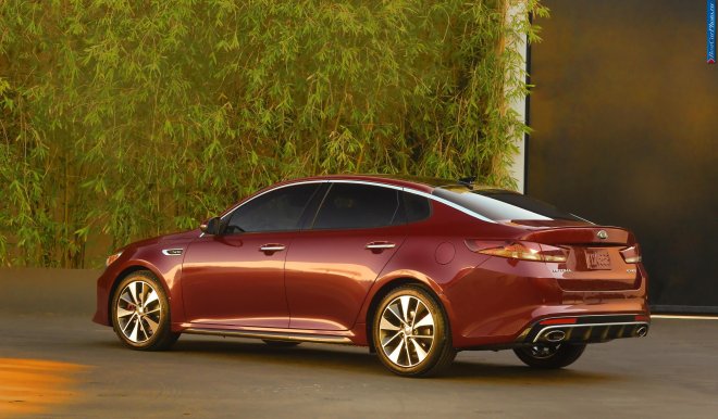 Обновленный Kia Optima - на шаг впереди конкурентов