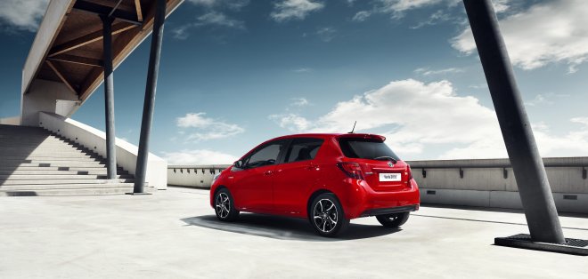И снова Toyota Yaris И снова Toyota Yaris