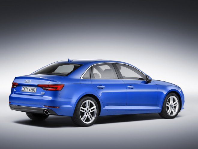 Новый  Audi A4